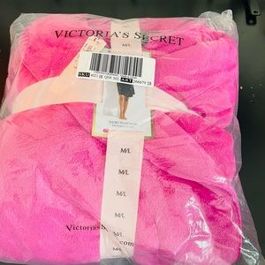 Plush Victoria Secret Robe, Brand New M/L